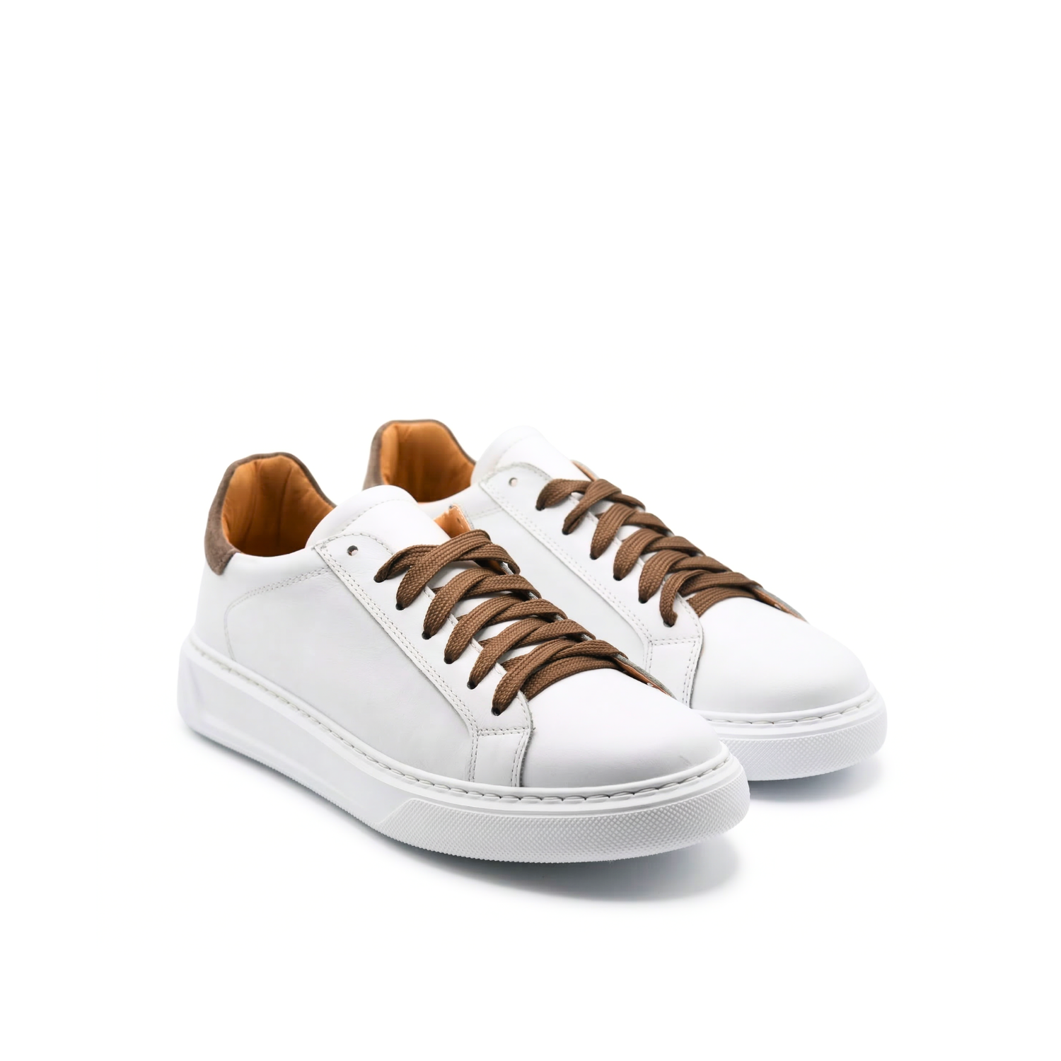 Airo Sneakers Uomo in pelle fondo bianco