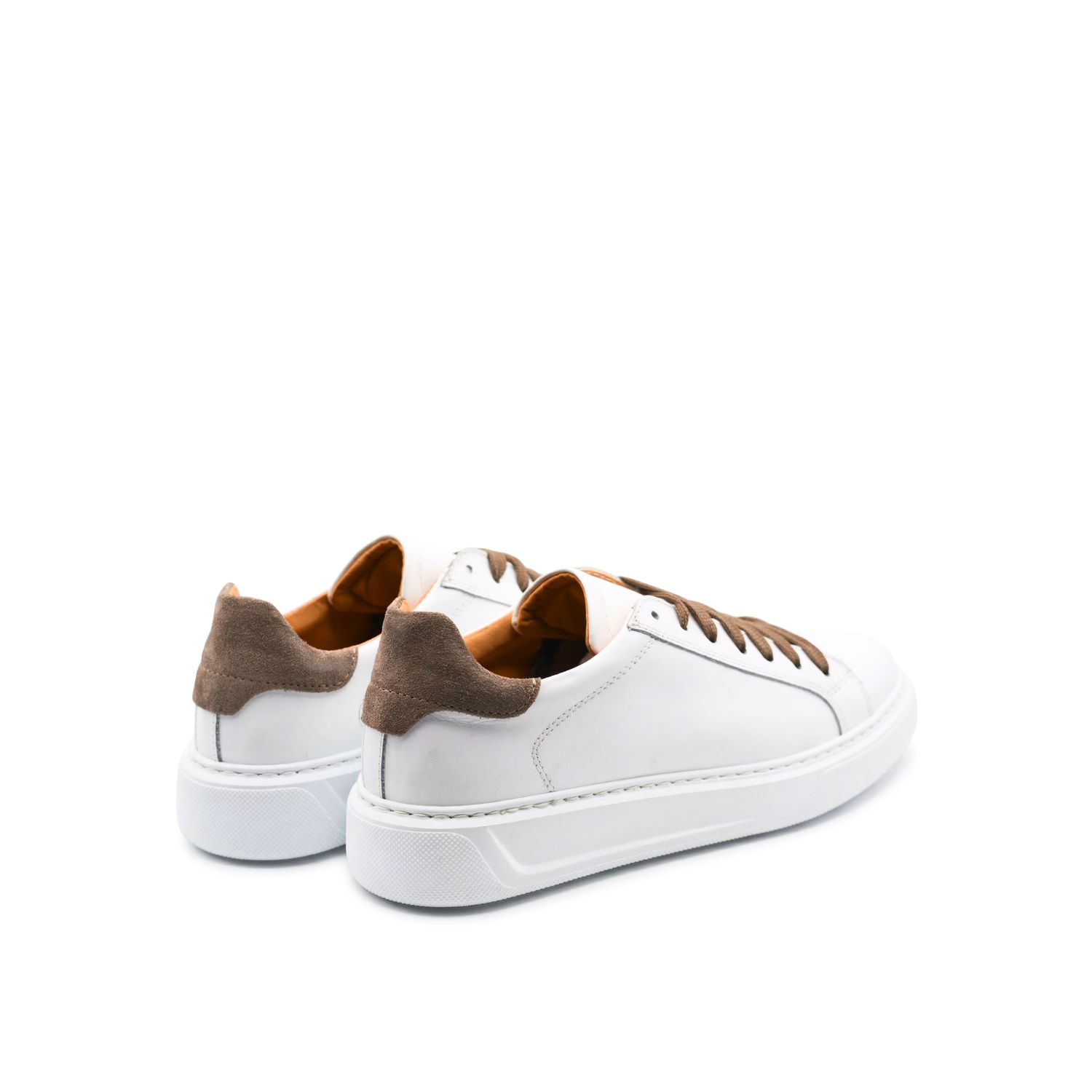 Airo Sneakers Uomo in pelle fondo bianco