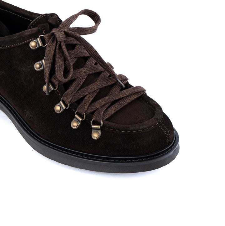 Trek ingegnere stringate in camoscio