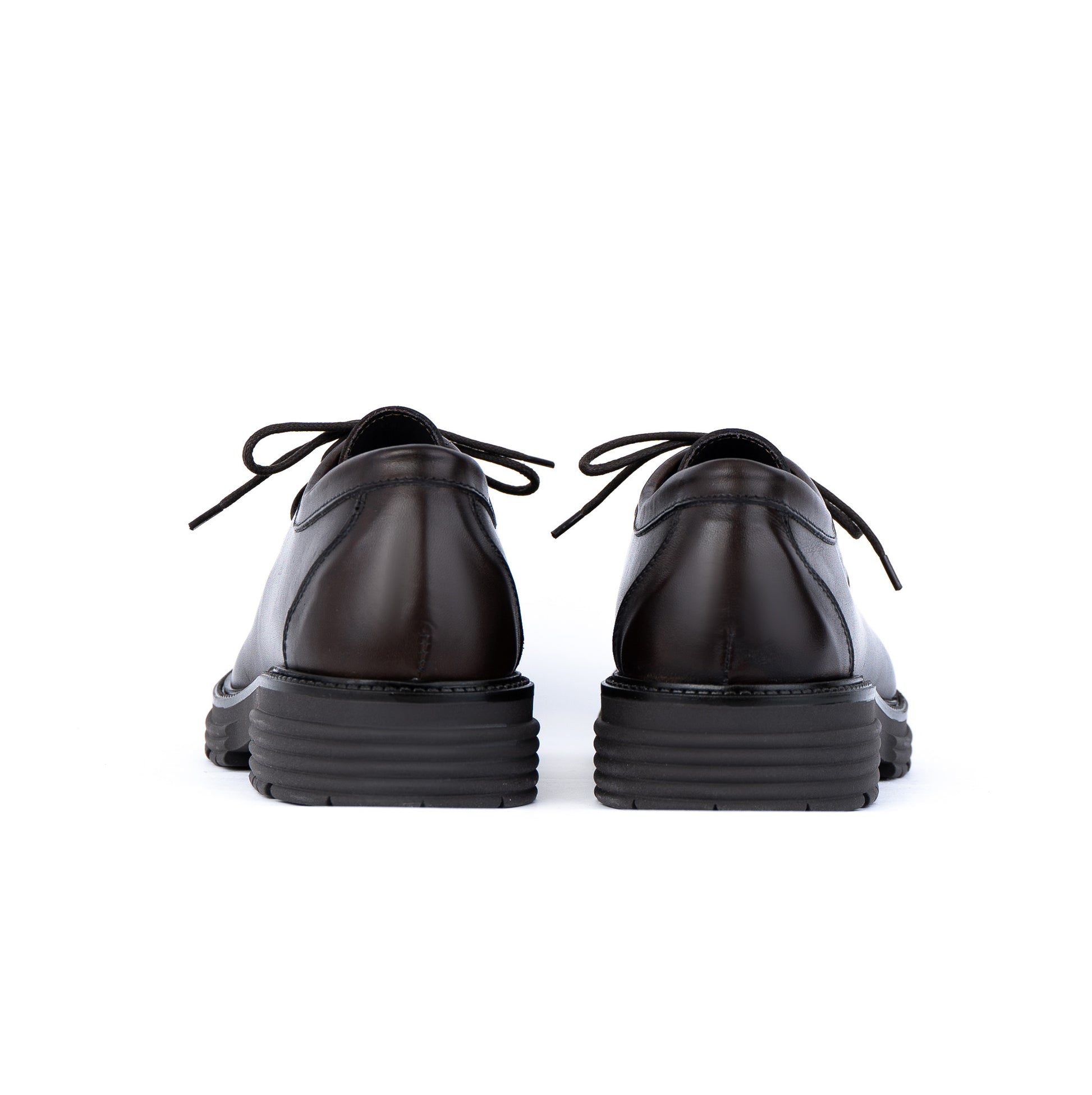 Вектор инженерски обувки с връзки от естествена кожа