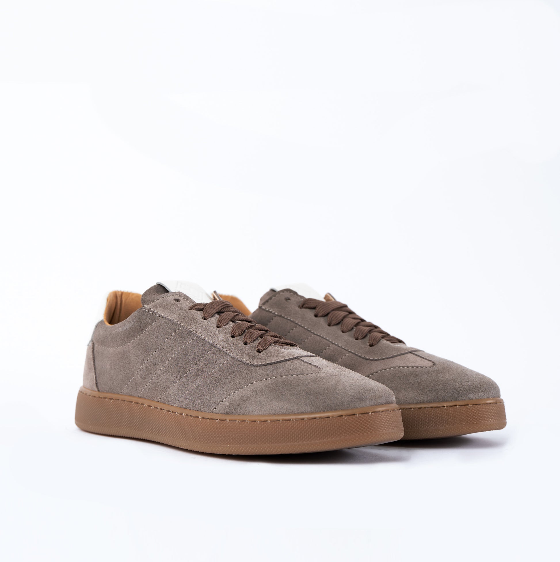 Fusion Sneakers niedrige Herrenschuhe aus weichem Wildleder